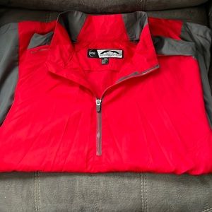 Sun Mountain short sleeve windbreaker never worn